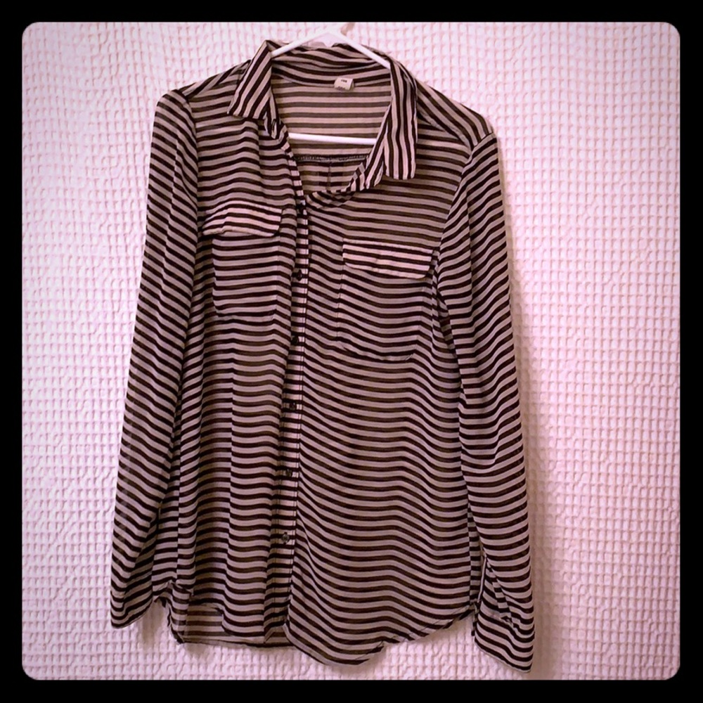 Old Navy Black and White Stripe